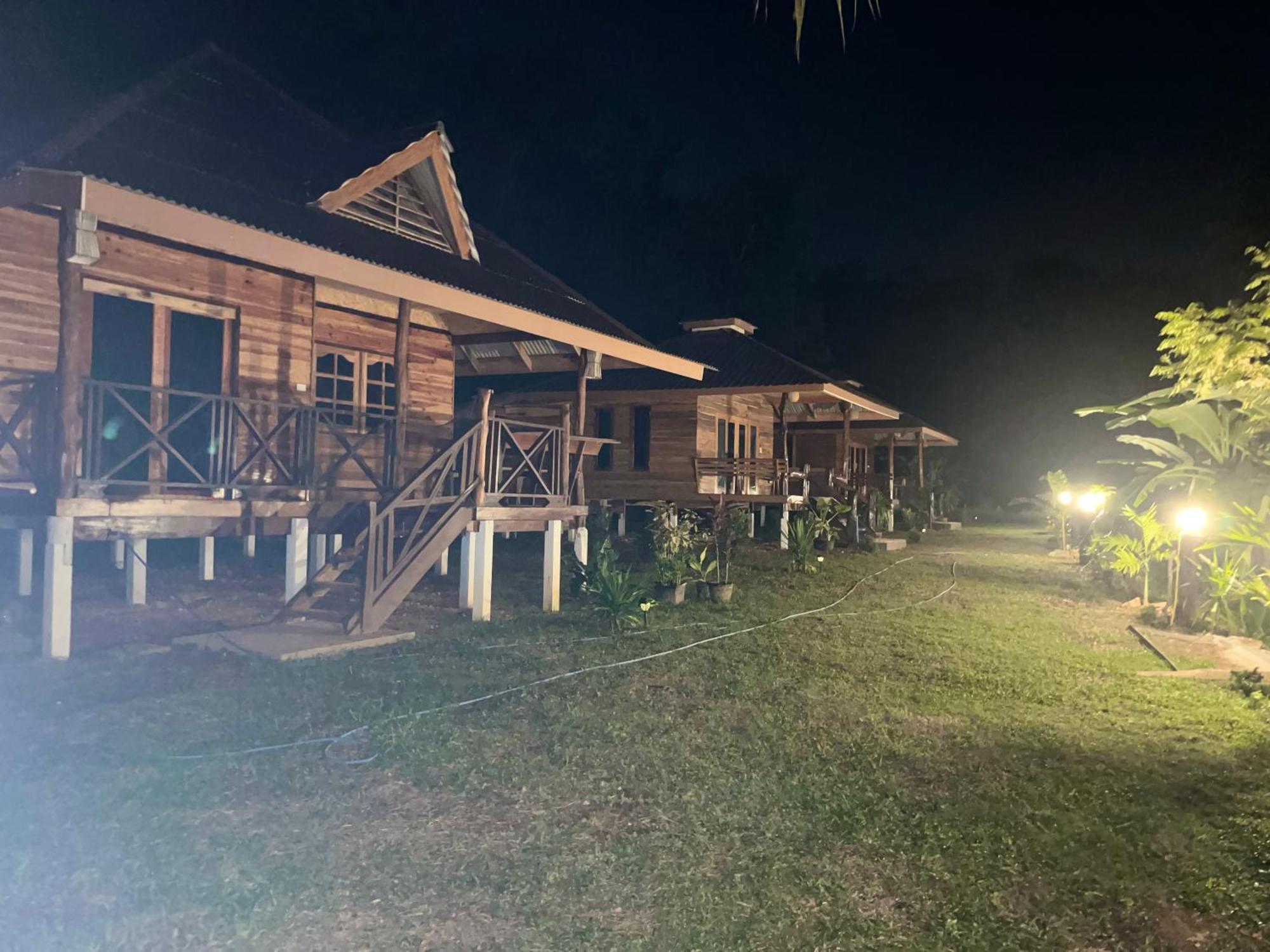 Koh Jum Home Stay Exterior photo