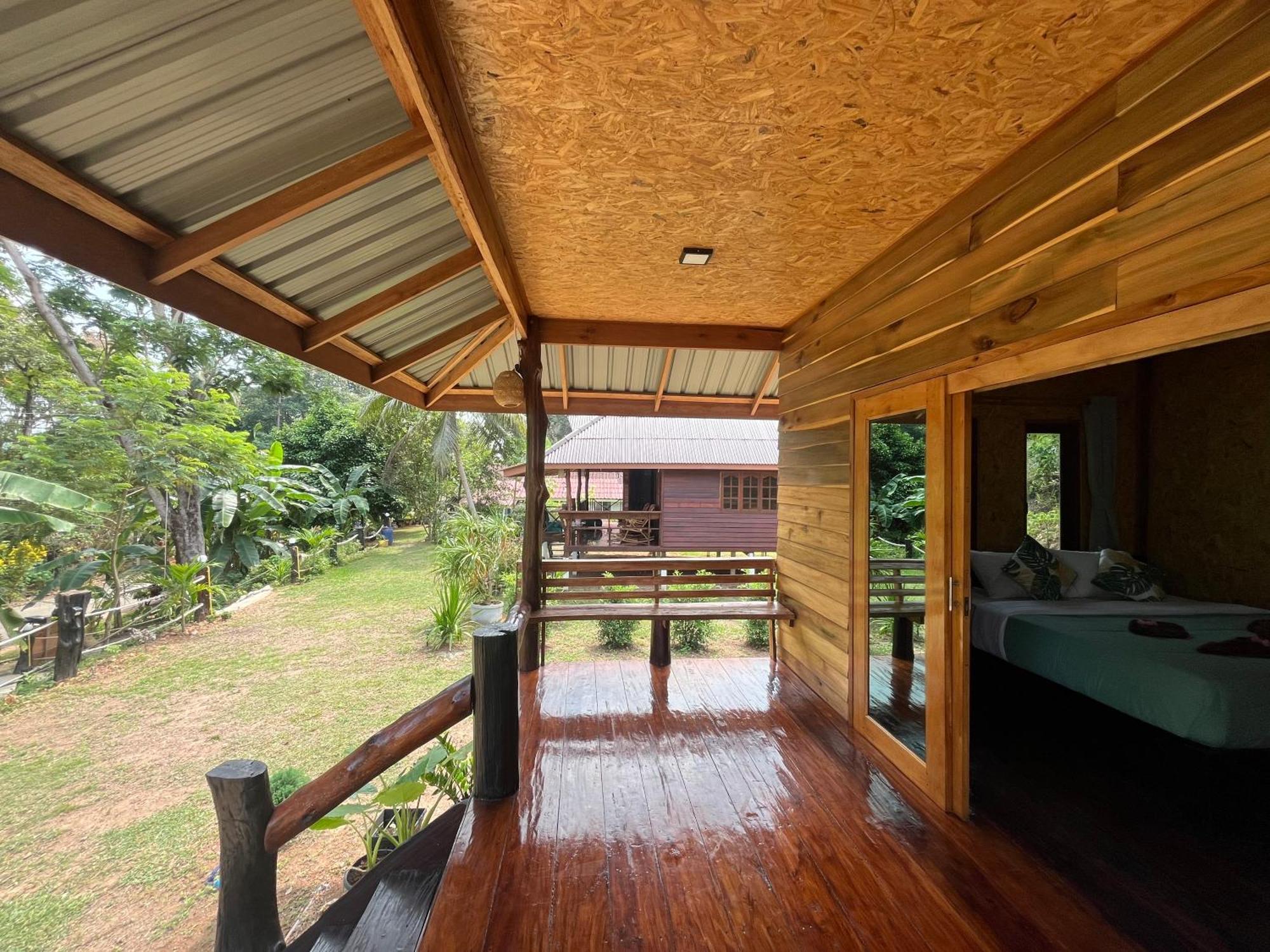 Koh Jum Home Stay Exterior photo